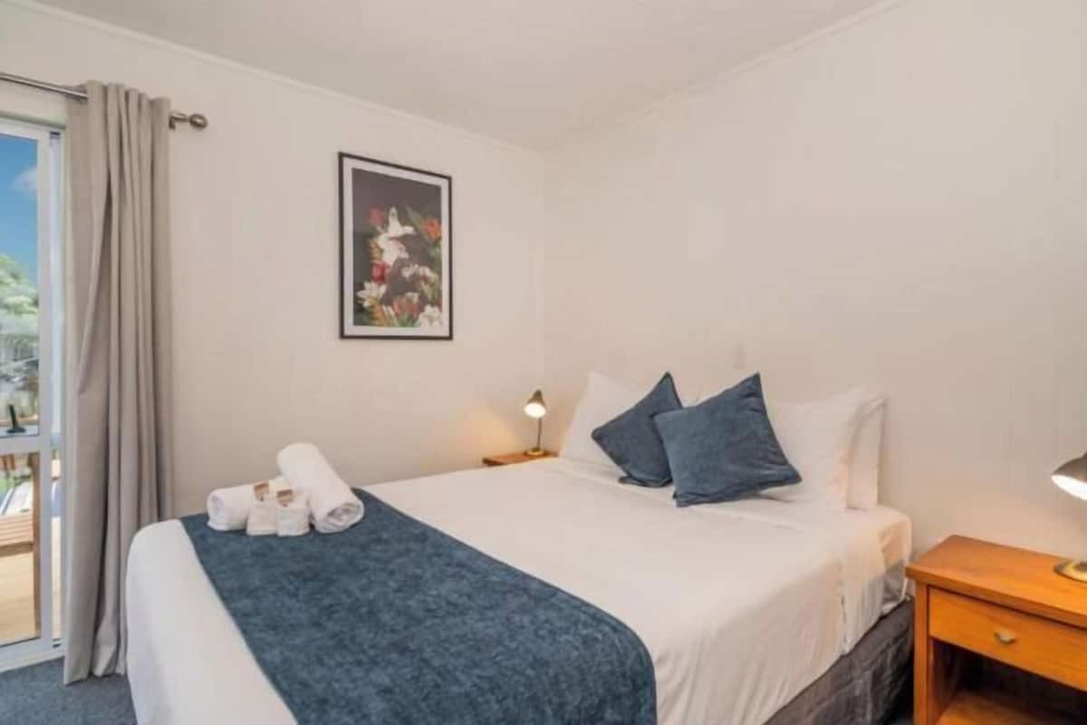 1 bedroom, individually decorated, individually furnished, free WiFi