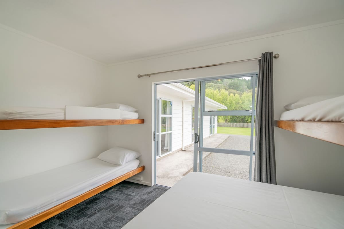 Lodge Room Queen and Bunks