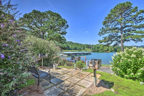 Hiawassee Haven on Lake Chatuge w/ Boat Slip!