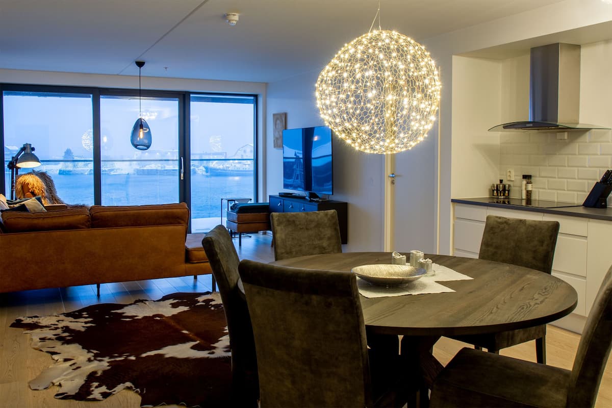 Appartement, balkon, uitzicht op zee | Uitzicht op strand/zee