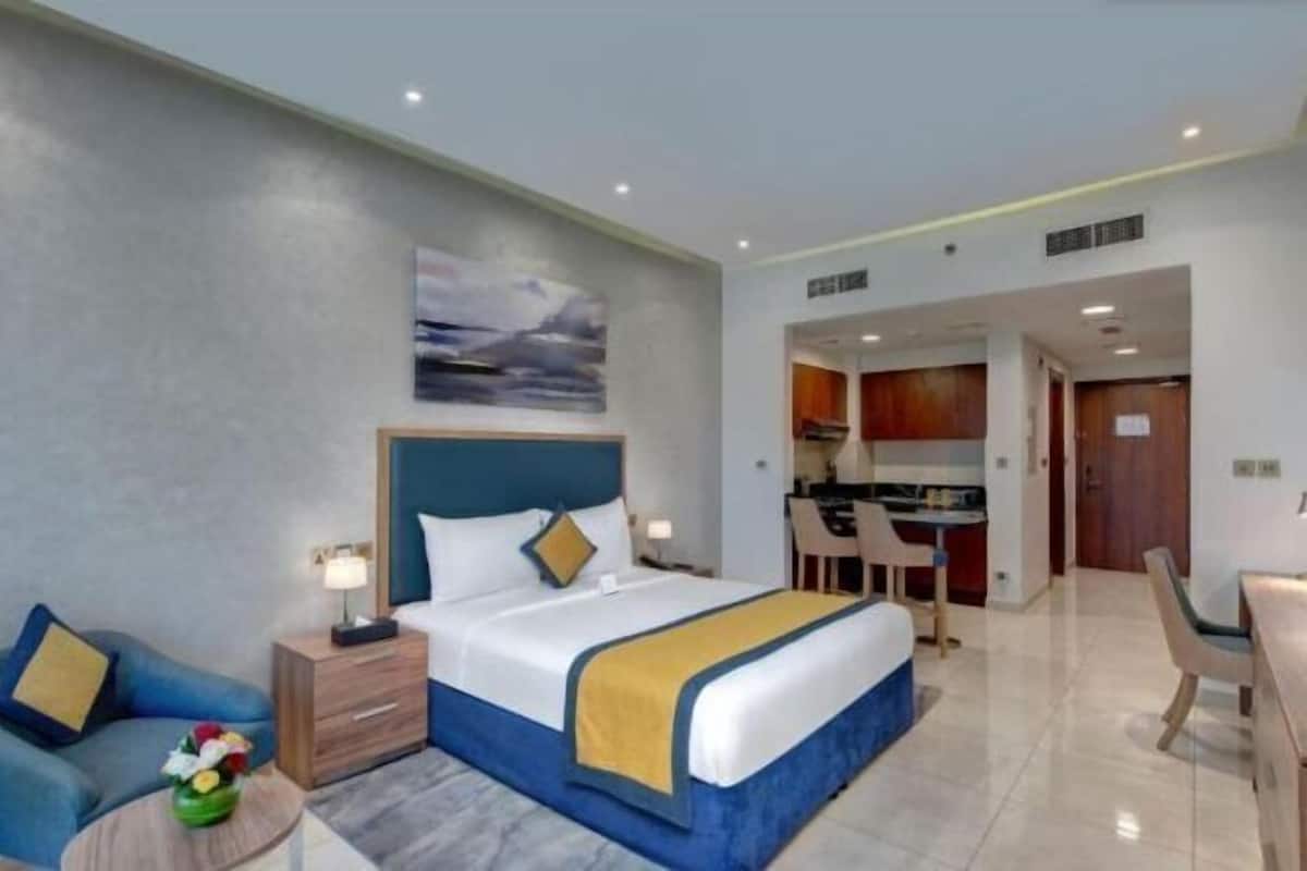 1 chambre, surmatelas, coffres-forts dans les chambres
