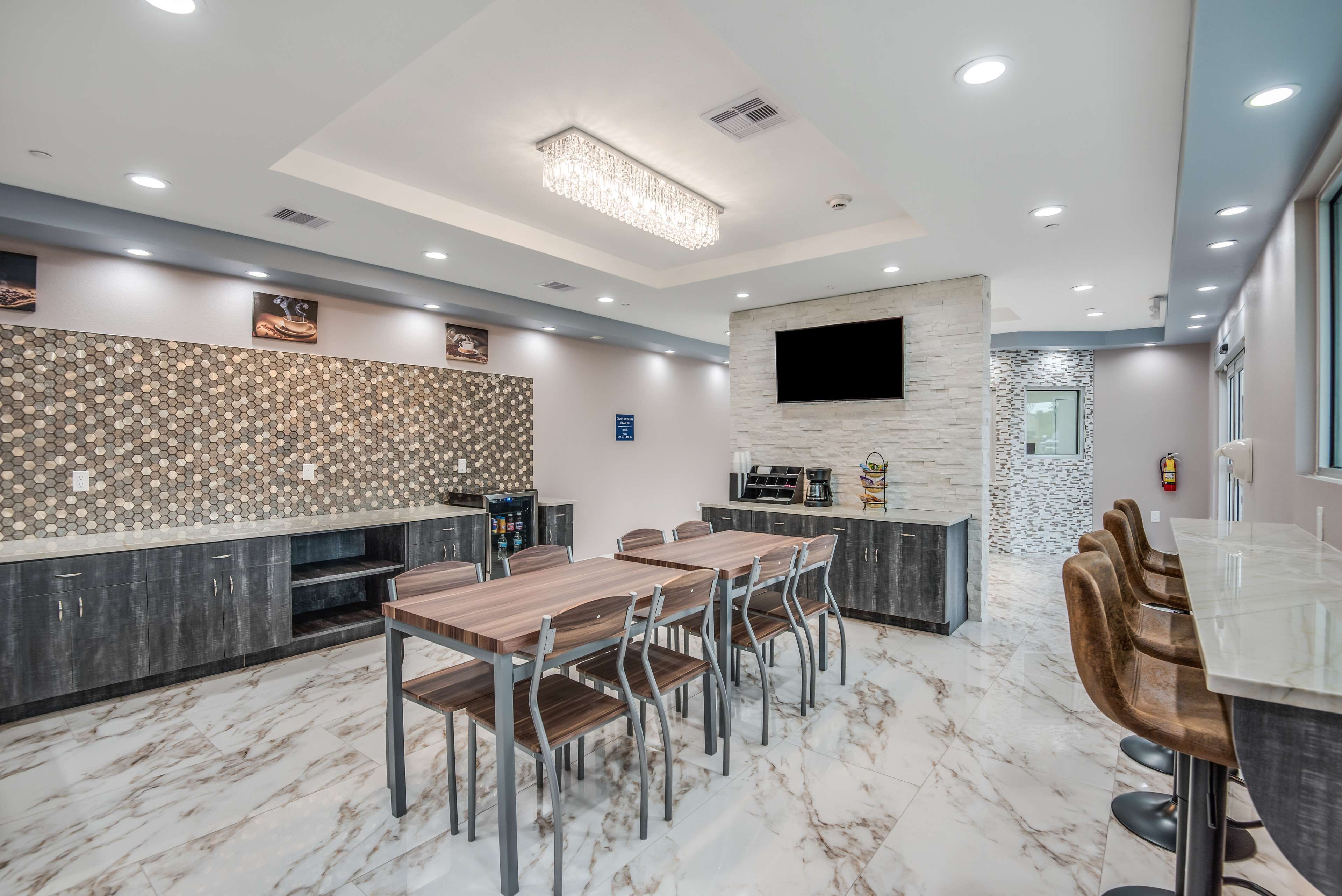 Desayuno continental incluido todos los días 