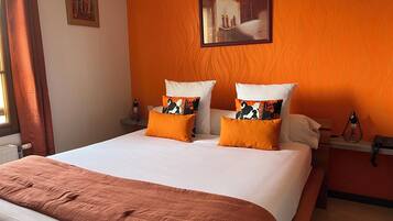 Double Room | Individually decorated, individually furnished, desk, laptop workspace