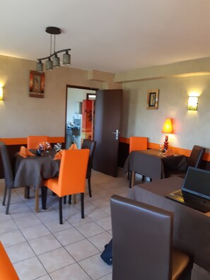Serveert diner