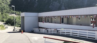 Trolltunga Guesthouse Hostel