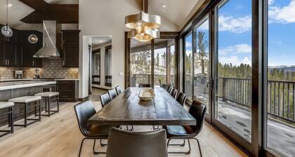 Barton Creek Vista: Spacious 6BR home in Breckenridge with stunning mountain views!