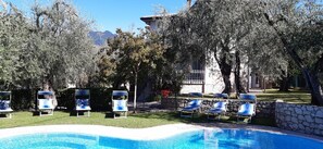 Piscine extérieure