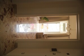 Interior - Suite with panoramic balcony (Oria)
