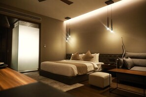 Premium bedding, down comforters, memory foam beds, minibar - Aria Resort and Spa (Nashik)