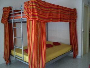 1 habitación, wifi y ropa de cama 