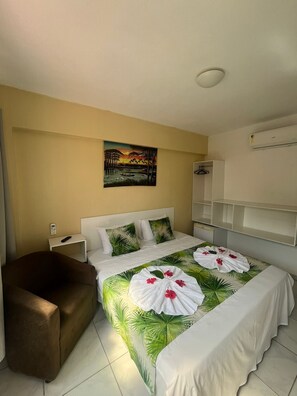 Habitación estándar con 1 cama doble o 2 individuales | Wifi gratis