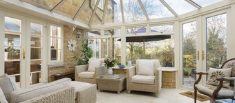 Chipping Campden Modern House, Garden, upstairs/downstairs bedrooms/bathrooms. 