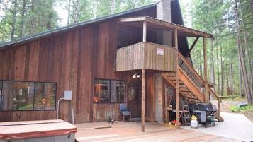 Cabin (The Lodge on Shawnee Trail) | Exterior