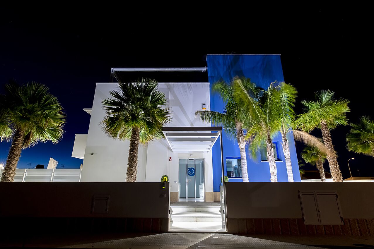 Fassade der Unterkunft – Abend/Nacht