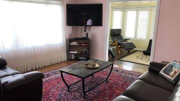 TV, DVD player, music library, printers