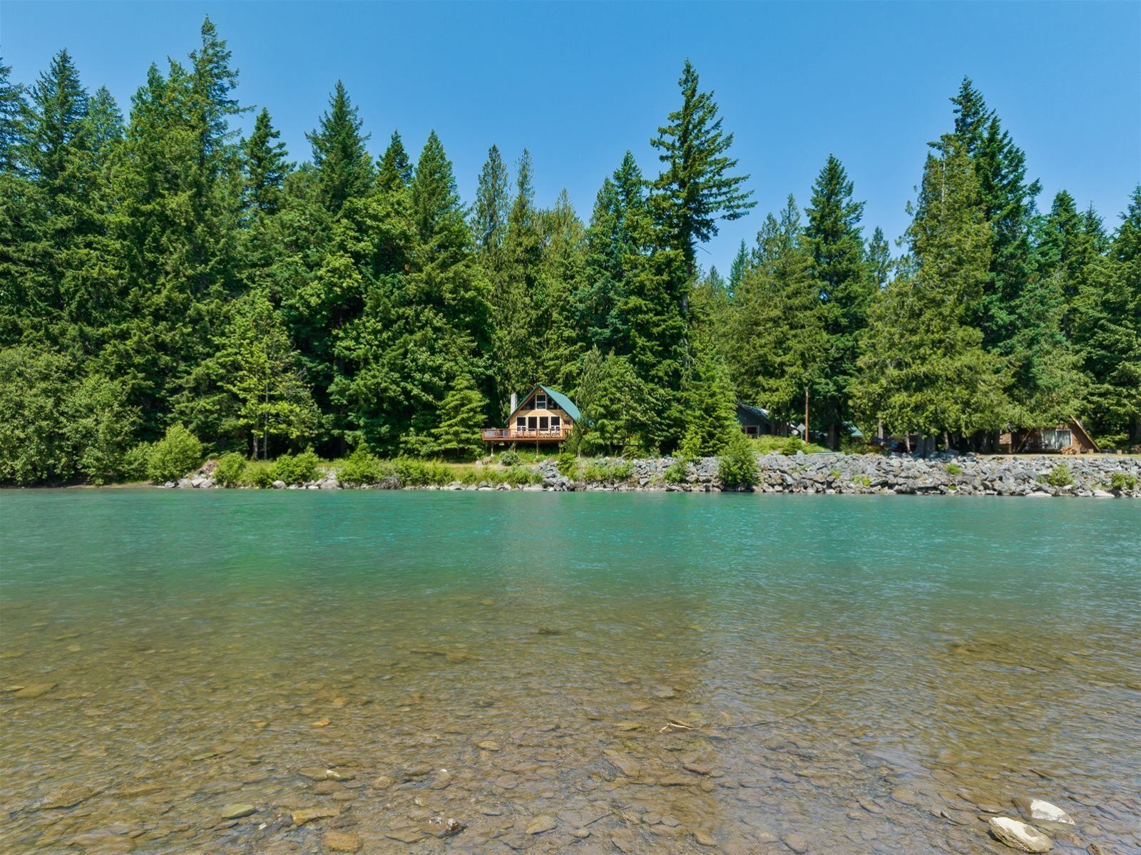 小屋 (Cowlitz River Cabin) | 外觀