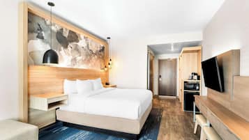 Standard Room, 1 King Bed, Non Smoking, Refrigerator & Microwave (Walk-in Shower) | Desk, laptop workspace, blackout drapes, iron/ironing board