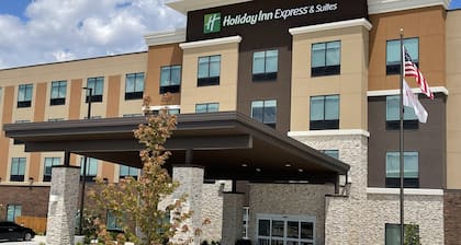 Holiday Inn Express & Suites Ft. Smith Airport by IHG