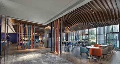Holiday Inn Express Zhuhai Gongbei by IHG