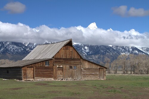 300 Feet River Frontage on South Fork of the Snake River, 1 hour to Jackson Hole