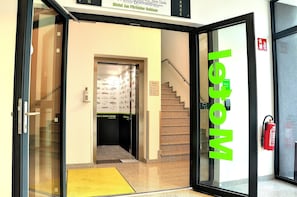 Entrée de l’hébergement