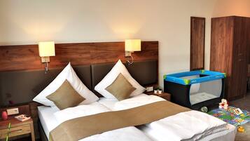 Superior Double or Twin Room | Hypo-allergenic bedding, in-room safe, soundproofing, free WiFi
