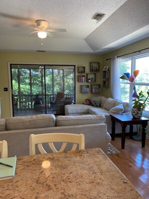 TV, DVD player - The Villa at Sea Trail, Sunset Beach (Sunset Beach)
