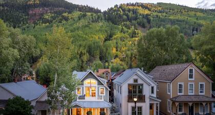 Lift 8 Lodge - Gondola District Townhome, EXCELLENT Location! Ski In/Out