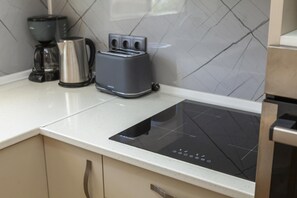 Private kitchen - A42 - Trindade Apartment in Lagos (Lagos)