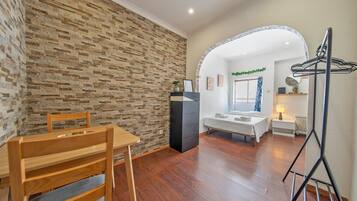 1 habitación, wifi gratis y ropa de cama