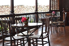 Terrace/patio - Hotel Dario (Granada)