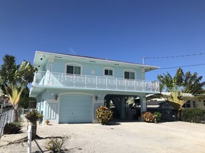 Exterior - Yellowtail Island Retreat - 3BR Keys Home w/ Pool, Dockage, Porch & Canal Access (Marathon)