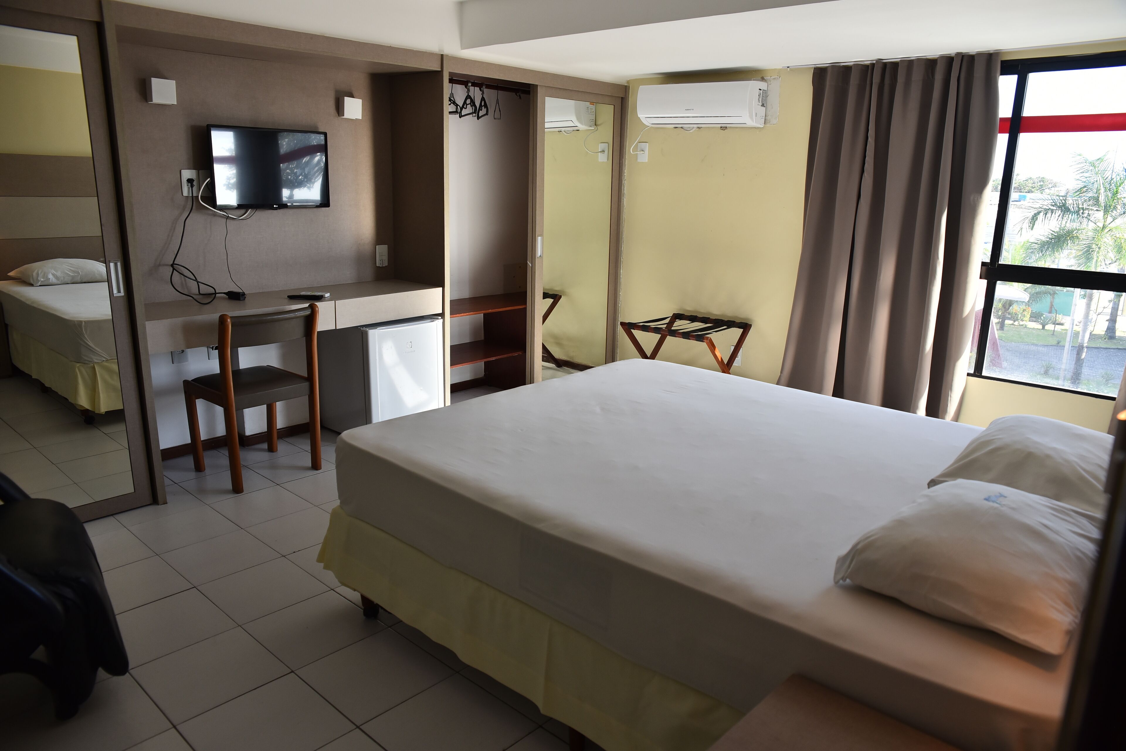 standard double room | 1 bedroom, desk, free wifi, bed sheets