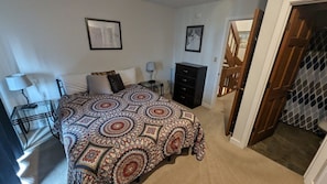 3 bedrooms, desk, iron/ironing board, free WiFi - Mtn Sunrise: Hot Tub, Garage, Shuttle Stop, Views! (Crested Butte)