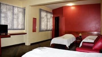 Deluxe Room | 9 bedrooms, minibar, desk, laptop workspace