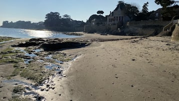 Playa en los alrededores