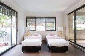 2 多间卧室、熨斗/熨衣板、WiFi、床单