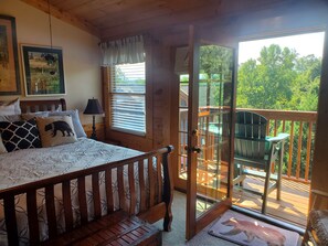 2 Schlafzimmer, Reisekinderbett, kostenloses WLAN, Bettwäsche