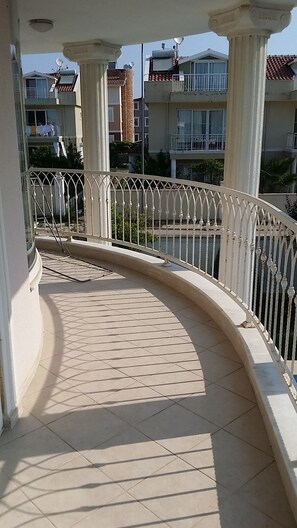 Terrace/patio - Tolerance 4-Bed Golf Villa (Belek)