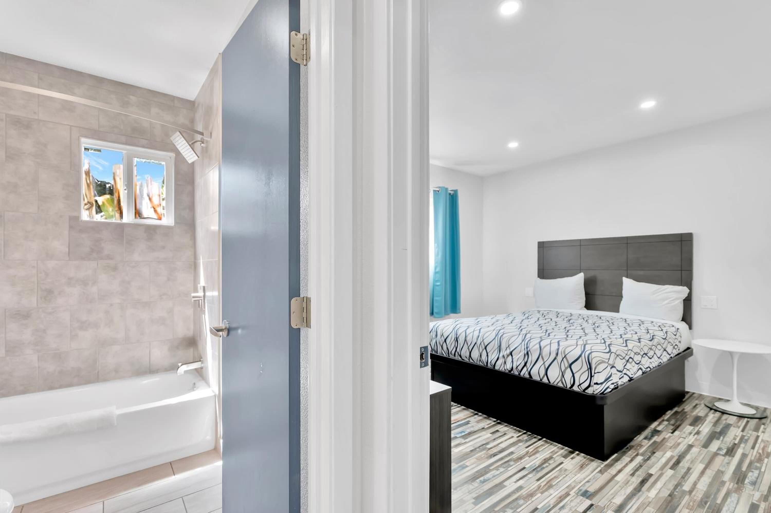 Bàn, khu vực làm việc phù hợp cho laptop 