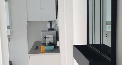 Beautiful modern apartment LH Center ville