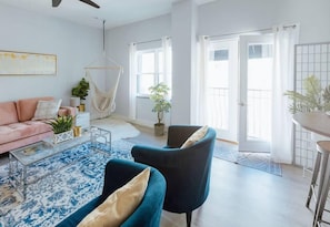 تلفزيون، مكتب