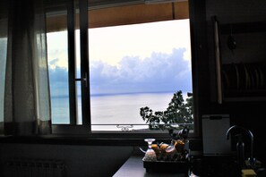 Interior - Solitary casetta (San Giorgio)