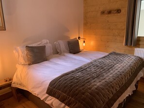 3 Schlafzimmer, Bügeleisen/Bügelbrett, WLAN, Bettwäsche