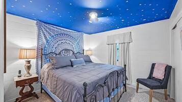 Free WiFi, bed sheets, wheelchair access