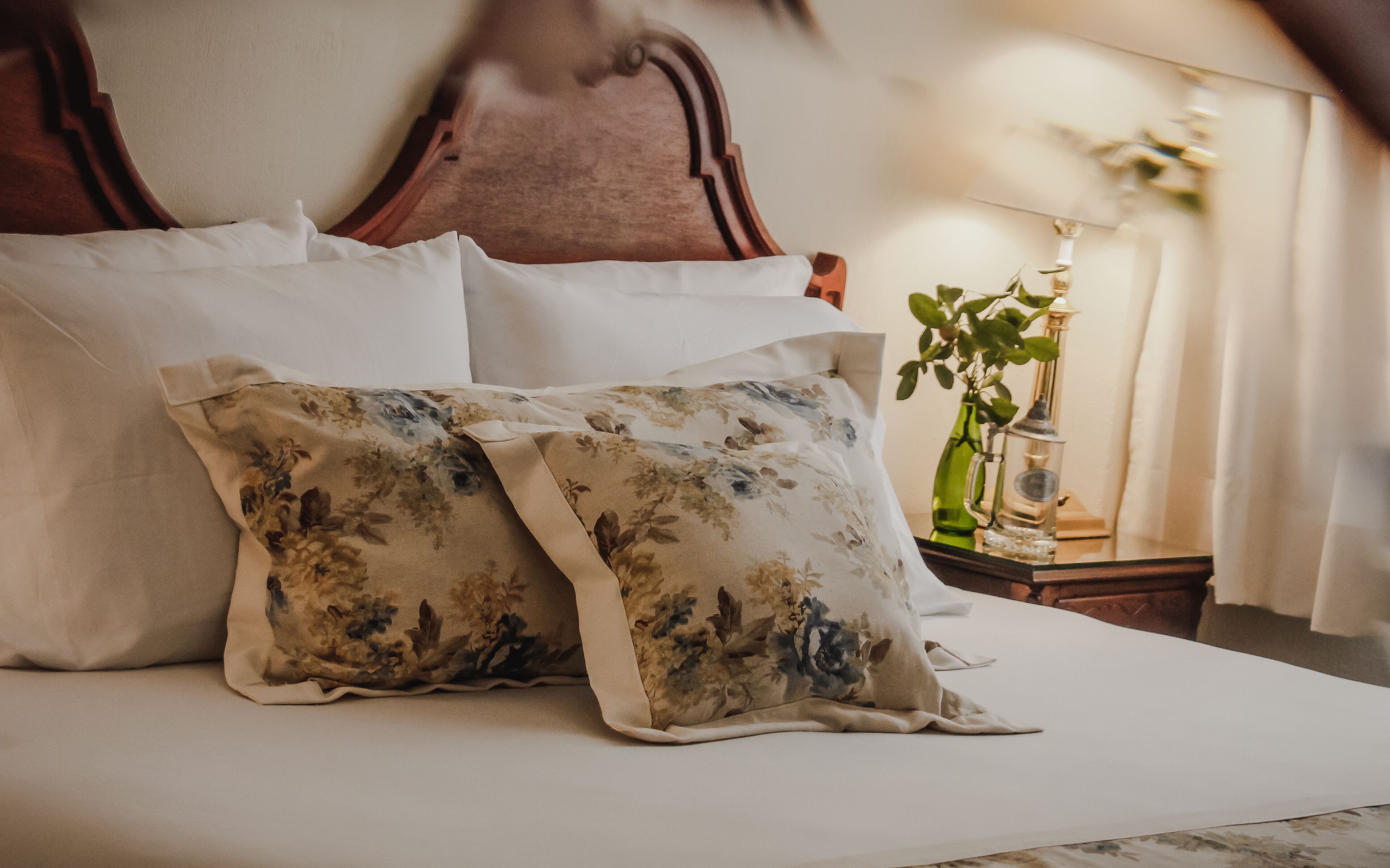 superior room | desk, free wifi, bed sheets