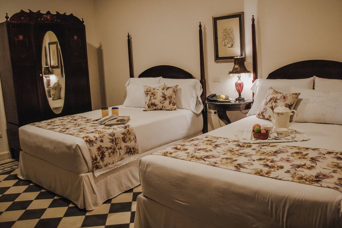 Habitación doble estándar | Escritorio, wifi gratis y ropa de cama