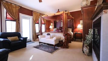 10 多间卧室、熨斗/熨衣板、免费 WiFi、床单