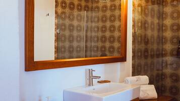 Traditional Room | Bathroom | Hair dryer, slippers, towels, soap
