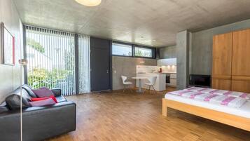 1 bedroom, free WiFi, bed sheets